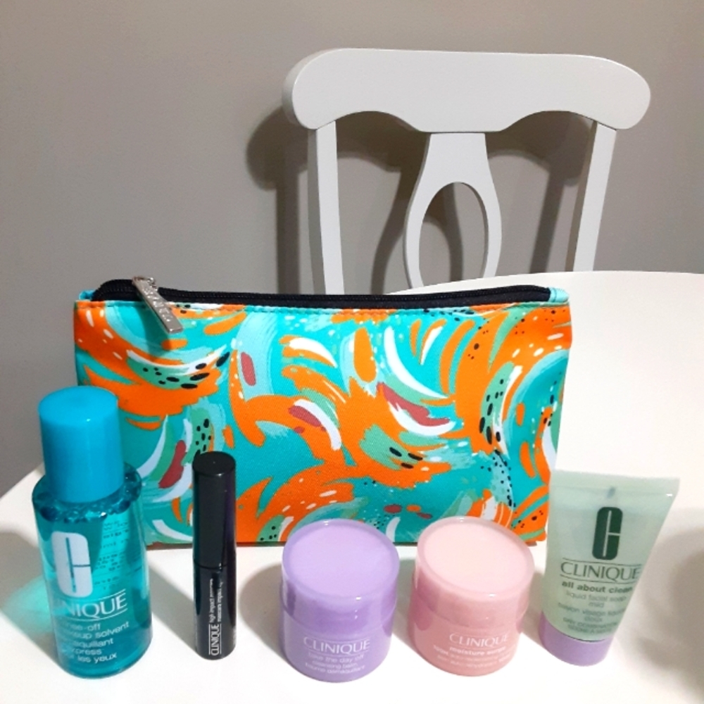 Clinique cosmetic with bag